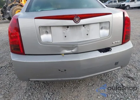 2004 Cadillac Cts Standard z USA, uszkodzony, nr VIN 1G6DM577440184423